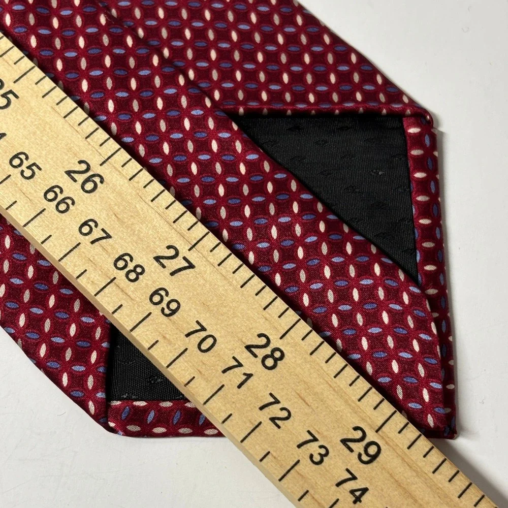 Neo Bill Blass Tie Mens‎ OS Burgundy Red Geometric 100% Silk Classic Wedding
